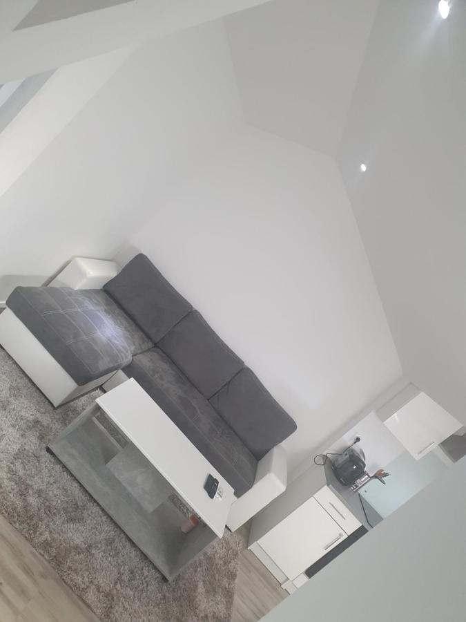 Apartamento Aux Portes De Lyon Jolie T3 Clim Et Prime Video Givors Exterior foto
