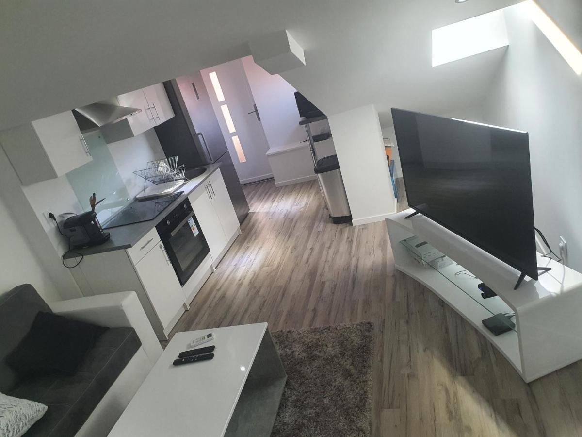 Apartamento Aux Portes De Lyon Jolie T3 Clim Et Prime Video Givors Exterior foto