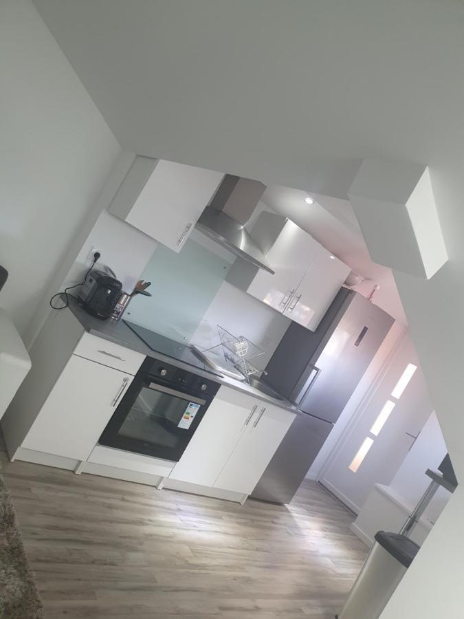 Apartamento Aux Portes De Lyon Jolie T3 Clim Et Prime Video Givors Exterior foto