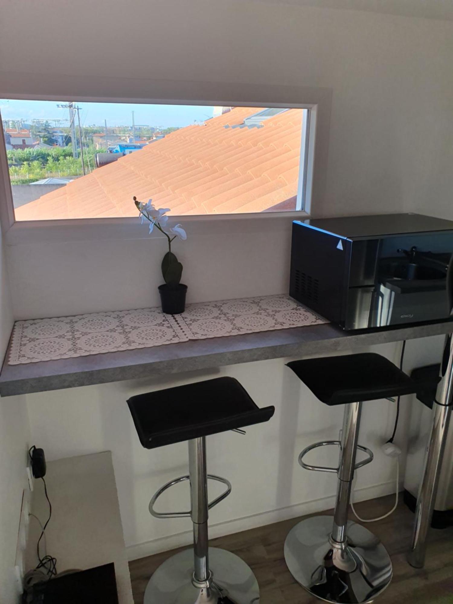 Apartamento Aux Portes De Lyon Jolie T3 Clim Et Prime Video Givors Exterior foto